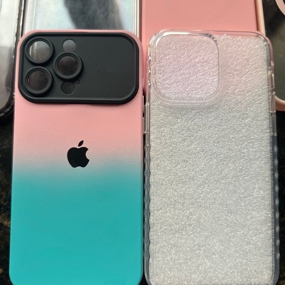 iPhone 15 Pro Max case bundle - Picture 2 of 4